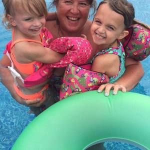 Meet your Posher, Tina